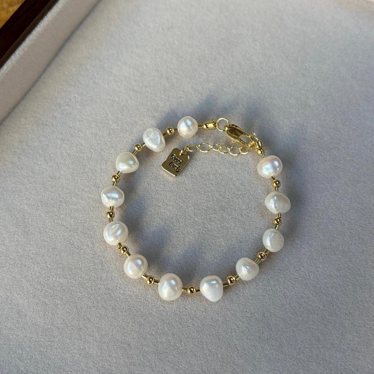 Faux Pearl Beaded Bracelet