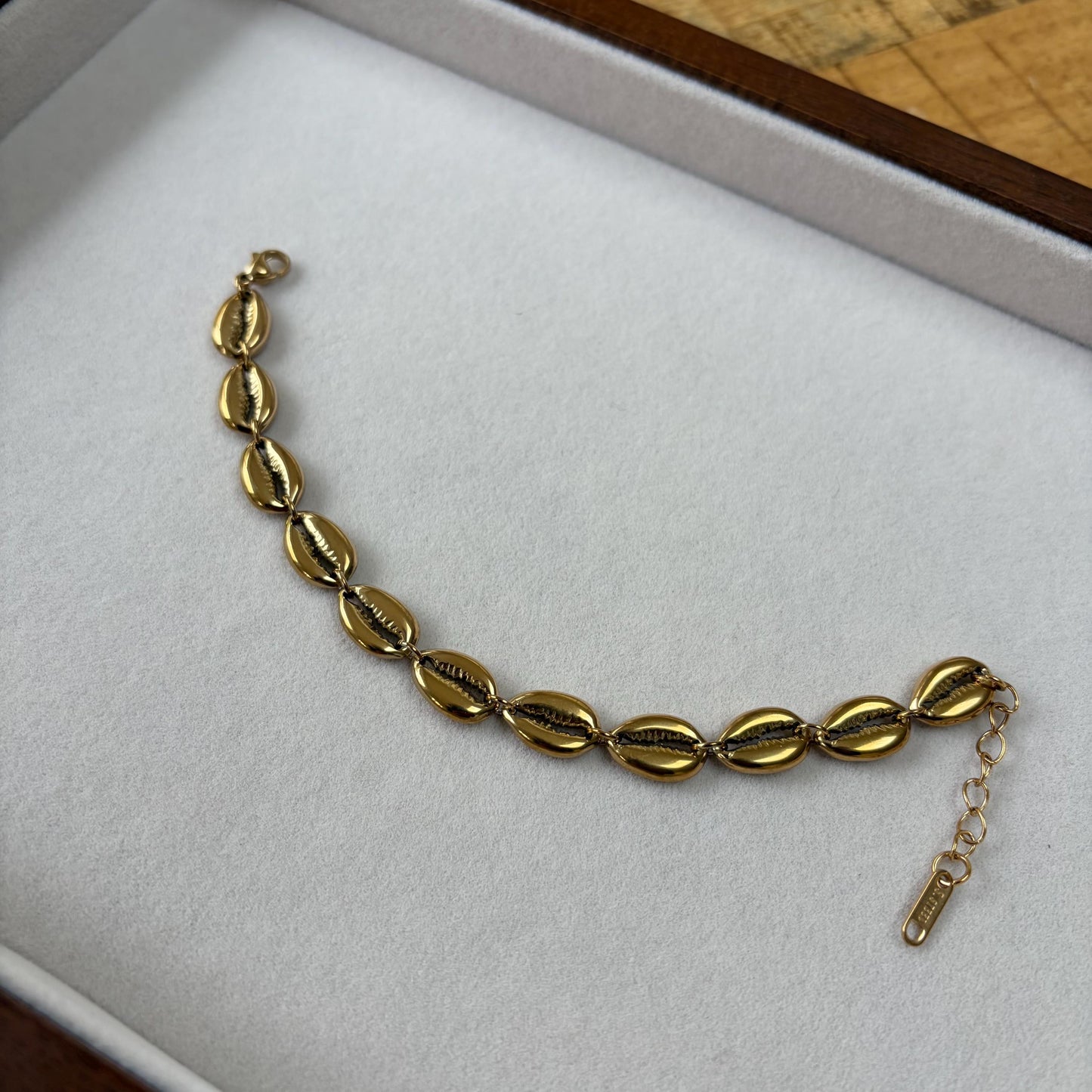 Gold Seashell Charm Bracelet