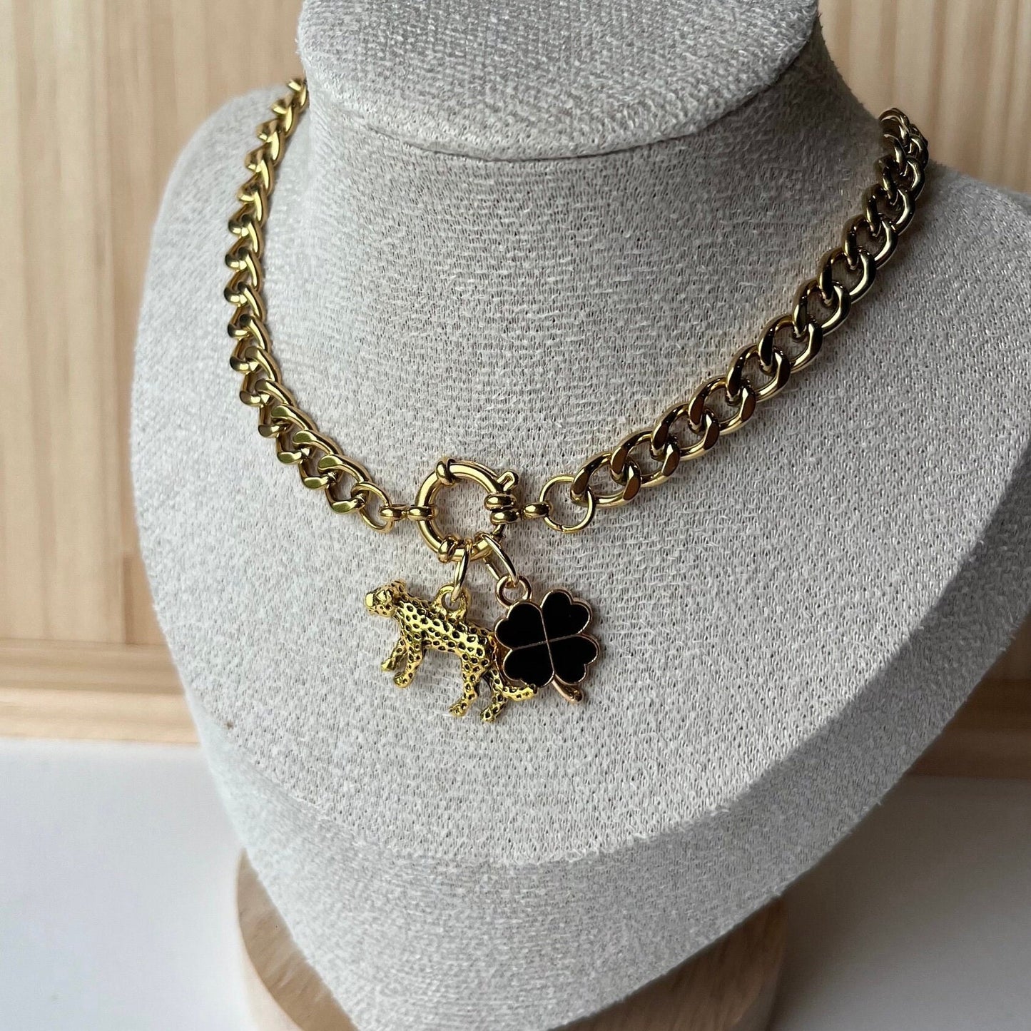 Chunky Leopard Clover Pendant Necklace